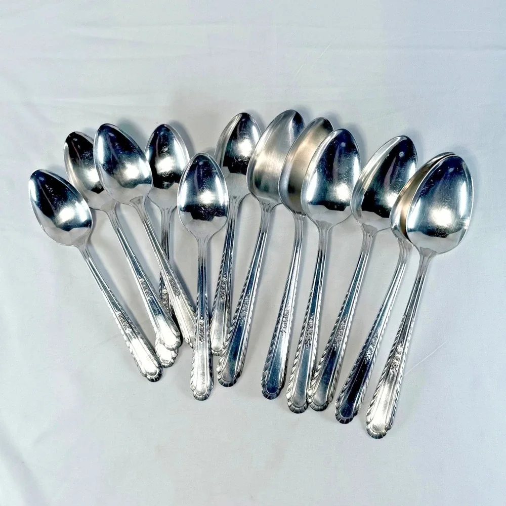 12 Vintage H&T Mfg Co. (Holmes & Tuttle) Spoons Silver Plated Wentworth 1938